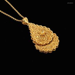 Pendant Necklaces Dicai Algeria Wedding Jewelry Gold Plated Metal Flower Large Necklace Chest Chain Bridal Gifts Fashion