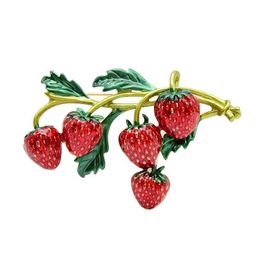 Pins Brooches CINDY XIANG Enamel Strawberry Brooches for Women Red Colour Pin Plant Design Cute High Quality Jewellry Summer Style Z0421