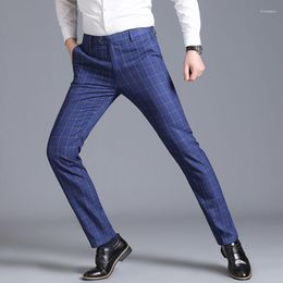 Men's Suits 2023 Spring Autumn Male Fashion Plaid Sknny Clothing Pencil Trousers Men Ropa Hombre Streetwea Smart Casual Pants S39