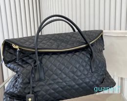 5A Brand Designer Travel Bag Rhombic Plaid Leather Material Extra Large Handbag with Shoulder Strap