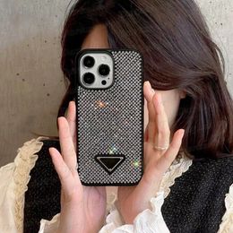 Luxury Designer Diamond Triangle Phone Case for iPhone 15 Plus 14 13 12 Pro Max 11 Plastic Rhinestone Clear Glitter Bling Back Decoration Back Cover