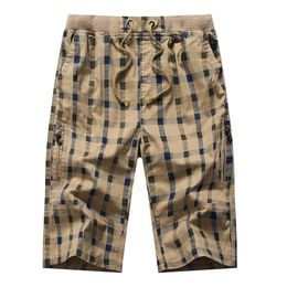 Men s Shorts Long Plaid s Cotton Summer 3 4 Length Trousers Back Zipper Pocket Bermuda Male Elastic Waist Breeches 230421