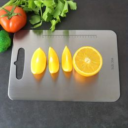 1pc,304 Food Grade Thickened Stainless Steel Cutting Board With Scale For Kitchen, Chopping Board For Meat,Fruit,Vegetables, Dishwasher Safe, Kitchen Gadgets