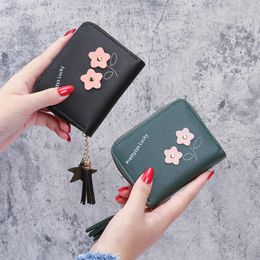 Wallets Cute Flowers Mini Fresh Coin Purse Fashion Women Short Wallet Ladies Tassel Pendant Zipper