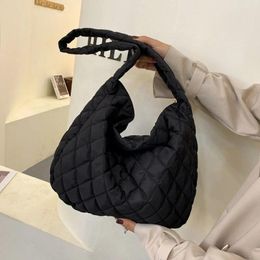 School Bags Black White Ladies Large Capacity Casual Versatile Commuting Women Shoulder Bag Handbag Messenger Tote