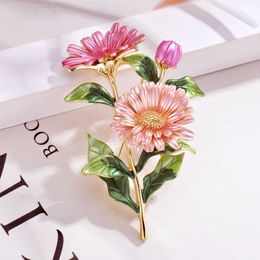Pins Brooches Daisy Flower Enamel Pin Women's Pins And Brooches Fashion Brooch Weddings Bouquet Clothes Jewelry Accessories Gift For Women Z0421