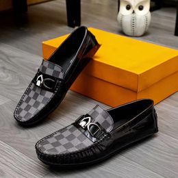 Men Driver Shoes Moccasin loafers designer casual shoes luxury loafers mens shoes brown flower sneakers trainer 40-45 06
