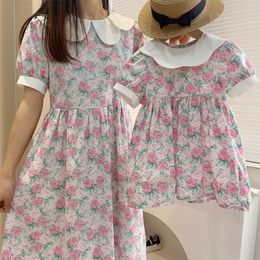 Family Matching Outfits Girl's Mother And Daughter With Broken Flower Children Baby Kids Spring Summer Parent-child Dress Brim Princess Dress 230421