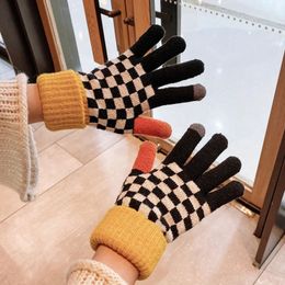 Children's Fingerless Gloves Winter Plush Thickened Lovely Warm Ins Wool Split Finger Riding Cold Proof Touchable Checkerboard Student Gloves 231120
