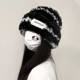 BeanieSkull Caps Striped Plush Beanies Hat Winter Warm Faux Fur Knit Cap for Female Lady Korean Fluffy Windproof Bucket Hats Bonnet Gorras 231122