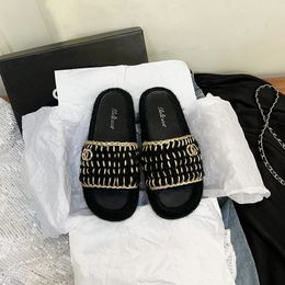 Pantofole esterne con suola piatta da donna, piccole pantofole antiscivolo in maglia stile profumato con suola spessa