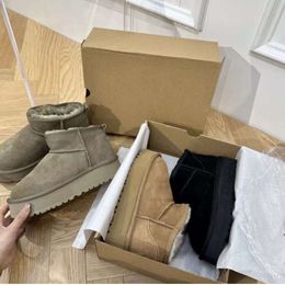 Designer Classic Ultra Mini Boots Snow Boot Platform Women Men Fur Sheepskin Tasman Tazz Chestnut Sand Mustard Seed Beige Driftwood Australian Winter shoee 835BHF