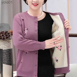 Women's Sweaters High Quality Cardigans XL-4XL Plus Velvet Women's Embroidery Knit Cardigan Jacket Slim Sweater Coat Thin Grandma Winter ClothingL231122