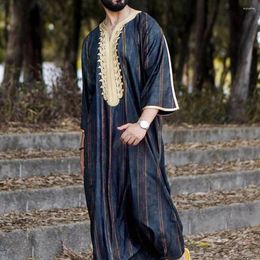 Men's Casual Shirts Striped Muslim Men Long Dress Islamic Caftan Robe Fashion Embroidered Jubba Thobe Kaftan Robes Mens Clothing 2023