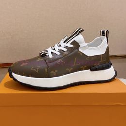 Herren-Designer-Sneaker, Luxus-Gentleman-Love-Kleiderschuhe aus echtem Leder, Sport-Männer, lässige Mode, Herren-Fahrschuh, Low-Top, bequem, zum Joggen