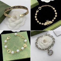 Womens Charm Bracelets 18K Gold Plated Girls Jewelery Stainless Steel Pearl Bracelet For Women Mens Love Bee Bracelet Charm 925 Silver Bangle Pendants 231145D