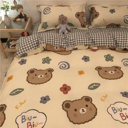 Bedding sets Boys Girls Set Fashion Adult Children Bed Linen Duvet Quilt Cover Pillowcase Cute Cartoon Bear Polyester Flat Sheets 230422