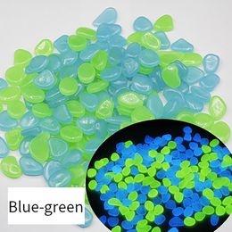 Garden Decorations 100pcs Luminous Pebbles Aquarium Fish Tank Glowing Stone Sidewalk Courtyard Lawn Yard Party Home Decor 230422