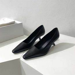 The Row shoes Original The Pure Top Cowhide Elegant Cat Heel Thin Heel High Heel Womens Single Shoes Pointed Toe Shallow Mouth Single Shoes Women 36QJ 2024