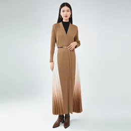 Women's Trench Coats Miyake Pleated Coat Long Imperial Style Jacket Irregular Gradient Splicing Cardigan Over The Waist Skirt