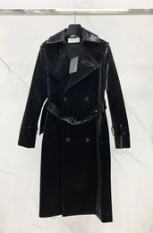 Casacos de trincheira femininos 2023 outono inverno casaco de couro envernizado 1014