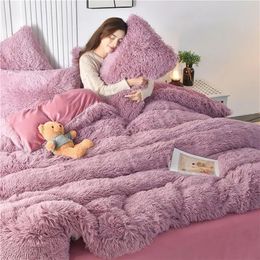 Bedding sets Winter Thicken Long Wool Shaggy Duvet Cover Soft Thick Fluffy Warm Modern Luxury Comforter Velvet Quilt 231122