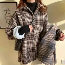 Women's Blouses Velvet Thickening Outer Wear Warm Peplum Shirt Women Korean Plaid Jacket Autumn Winter Fashion 2023 Pocket