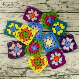 50pcs DIY Crochet Doilies Multicolor Coasters Square Table Mats Decoration Handmade Crochet Cup Pad 9cm Wool Clothes Patch 50pcs/lot