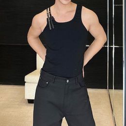 Men's Tank Tops Niche Designer Adjustable Leather Shoulder Strap Vest Black Sexy T Shirts With Belt Sleeveless Slim Fit Tight Tanktop Party