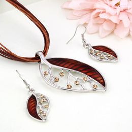 Necklace Earrings Set Rhinestone Hollow Leaf Pendant For Women Multi Layers Wax Rope Dangle Wedding Jewellery