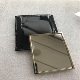 with logo Y hand mirror with gift case gold Colour makeup mini mirror Portable classic style Anita Liao213v