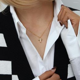 Chains 2023 Trend Elegant Jewellery Crystal Zircon Inlaid Cross Pendant Necklace Metal Women Fashion Tarnish Free Wholesale