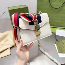5A Quality Fashion Shoulder bag Top Cowhide Leather 20CM Women Designer Luxury Crossbody Tote Handbag Gold Chain Small Purse