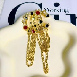 18K Gold Plated Copper Letters Brooches Hollow Tassel Women Luxury Brand Designer Lady Crystal Pearl Brass Brooch Pins Metal Jewelry Accessories