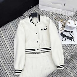 Two Piece Dress Designer New Academy Style Sweet Spicy Versatile Embroidery Jacket Baseball Jersey High Waist Pleated Half Skirt Set for Women 1MCP