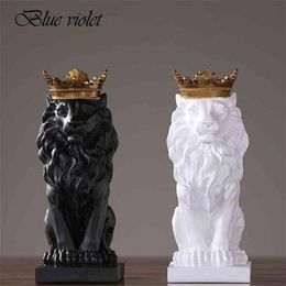 Modern Resin Animal Statue Golden Crown Black Lion Figurine for Home Decoration Accessories Living Room Desk Decor 210827203C