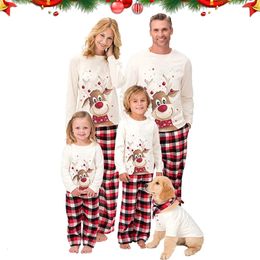 Family Matching Outfits Christmas Pyjamas Set 2023 Year Xmas Clothes Father Mom and Me Deer Top Red Plaid Pants Nightwear Pjs Outfit 231122