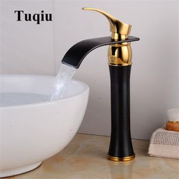 Basin Faucet Single Handle Black & Gold Brass Waterfall Basin Mixer Tap & Cold Bathroom Faucets Sink Waterfall Faucet Drain261W