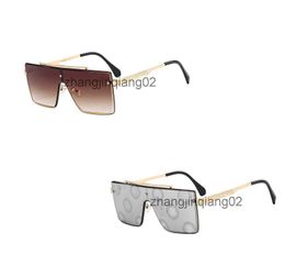 Designer Versage Sunglass Cycle Luxurious Fashion Brands Sports Polarise Sunglasses For Man Woman Summer Vintage Baseball Metal Trendy Metal Black Sun Glasses