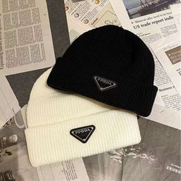 Artist Luxury Beanies Designer Winter Bean Men And Younger Women Fashion Design Knit Stores Warm prasdas buckket prasdai beanies Hats Fall Woolen Cap windy Letter