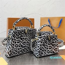 Women Handbag Leopard Shoulder Bag Splicing Colors Tote Bags Cowhide Gold Hardware Buckle Flap Purse High Quality Clutch Internal Pocket