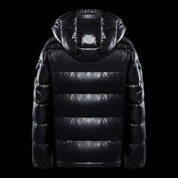 new Men's Designer Jacket Winter Windproof Thermal Women's Down Jacket Shiny Material Couple Mannequin Hooded Coat flyfly9988
