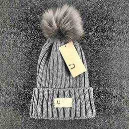 Classic wool knit hat New Designer ladies Beanie cap Cashmere Winter men's high quality cotton warm hat G-19