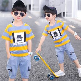 Clothing Sets Summer Baby Boys Clothes Suit Stripe Cotton T-shirtJeans Pant 2PCS Set Infant born Clothing 3 4 5 6 7 8 9 10 11 12 Yrs 230422