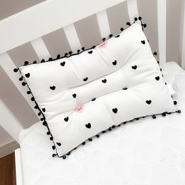 Pillows Nordic Cotton Pillow For Children Neck Protection Pillow With Tassels 1-3-5 Years Old Beddings Baby And Child Beddroom Decor 230422