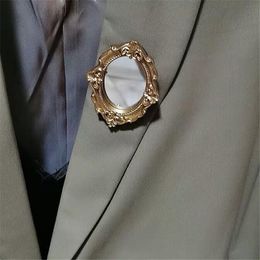 Brooches Pins 2023 Baroque Style Magic Mirror Cool Punk Vintage Brooch Gold Metal Colour Fashion Jewellery Accessories