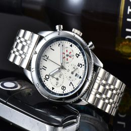 luxury Watch New famous mens stainless steel Watches fashion designer quartz Mens male clock