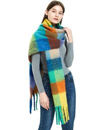 Scarves Classic European and American style womens fashionable striped plaid printed cashmere shawl warm scarf holiday gift 231122