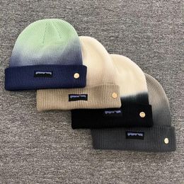 S Designer Mens Woman Beanie Cap Men's and Women's Fit Unisex Cashmere Letter Leisure Skull Hat Outdoor Gradient Colour Hat