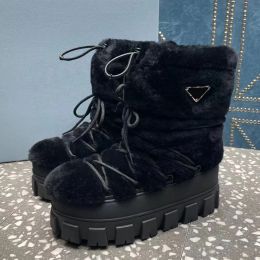 Lettera P Snow Boot Nylon Moonlith Boot Martin Plaque Skle Sliva Slip Designer Luxury Lace Up Shoes